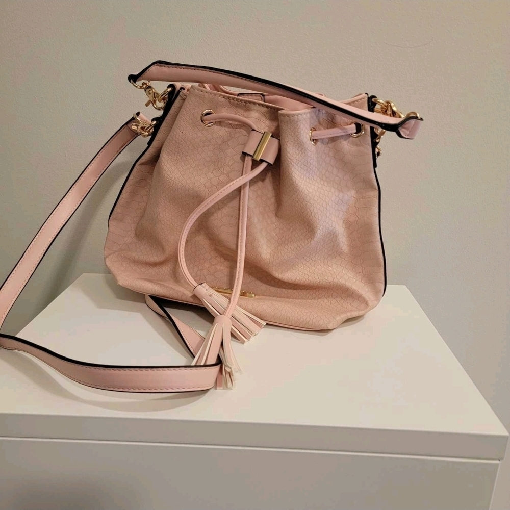 Elegant Pink Bucket Bag
